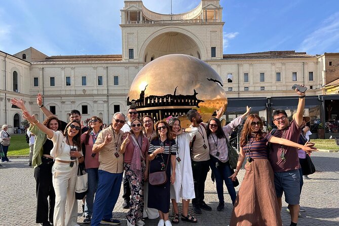 Exclusive Sunday Tour of the Vatican Museums & Sistine Chapel - The Sistine Chapel Part: Short, Stunning, and Partly Silent