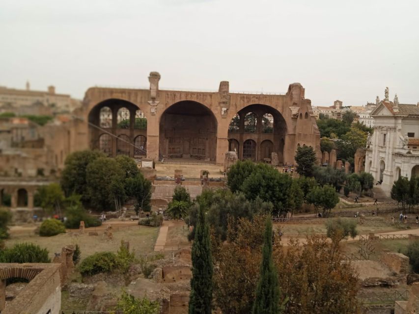 Exclusive tour of Ancient Rome and Domus Tiberiana - The tour guide makes the Forum click, Dino and Donnatella