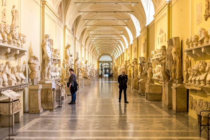Exclusive Vatican Museums & Sistine Chapel Guided Tour by Evening - Cortile della Pigna: the calm pause before the main masterpieces