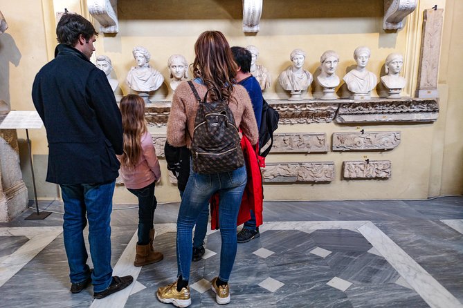 Family-Friendly Vatican Tour for Kids with Sistine Chapel - St. Peter’s Square finish for photos and quick morale
