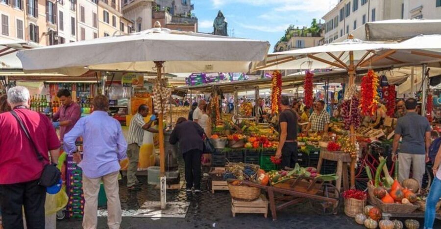 Farmers Market Shopping and Roman Full Course Class - SHARED - Two cooking schools near Piazza Navona or the Pantheon