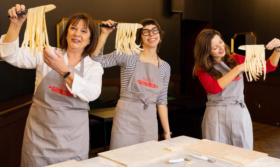 Fettuccine & Tiramisu Masterclass: Pasta & Dessert - Where to meet at Restaurant Gusto, and how to plan your day