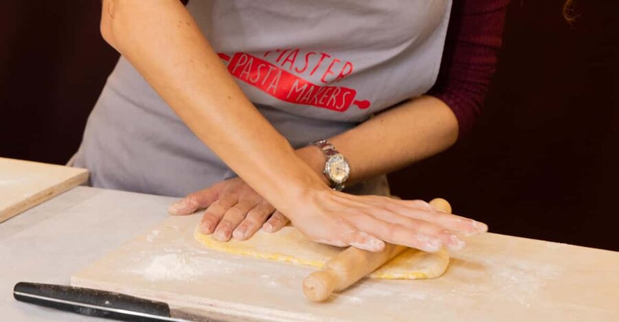 Fettuccine & Tiramisu Masterclass: Pasta & Dessert - Getting from dough to fettuccine, step by step