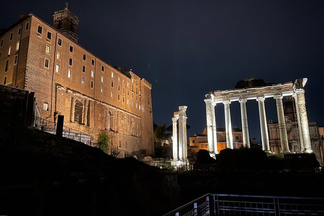 Fiat500 Night&Day Photoshoot, with a Roman, pickup included - Rome’s oldest hill and the largest ancient stadium, by car view