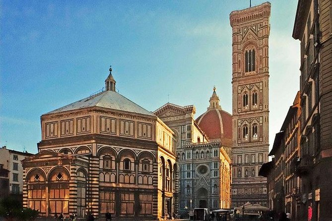 Florence and Pisa from Rome: Enjoy a Full Day Private Tour - The Duomo area: smart outside views with real context