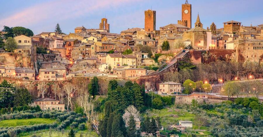 From Rome: Bagnoregio & Orvieto Day Trip with Wines & Lunch - Orvieto: cathedral sights, underground curiosity, and why free time matters