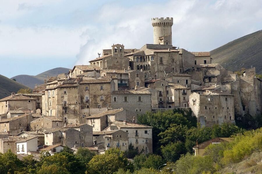 From Rome: Day trip to Abruzzo, Hidden Gem of Italy - Semi-Private in Practice: How the Group Size Shapes Your Day