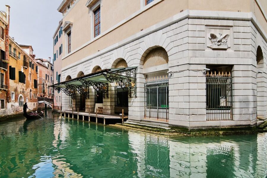 From Rome: Day Trip to Venice by High-Speed Train - The 7:00 AM meeting point at Via Marsala, 46/48