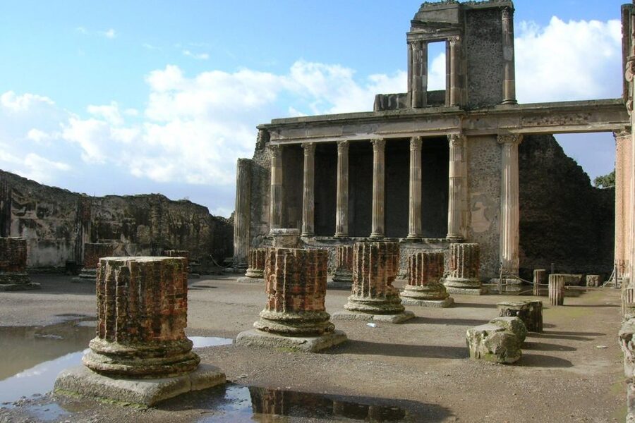 From Rome: Pompeii and Herculaneum by High-Speed Train - Should you book this tour?