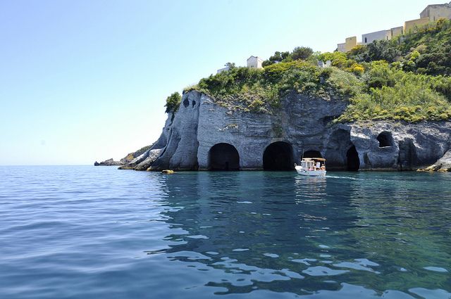 From Rome: Ponza Island Day Trip with Boat Excursion - Snorkeling gear: when it’s worth paying extra