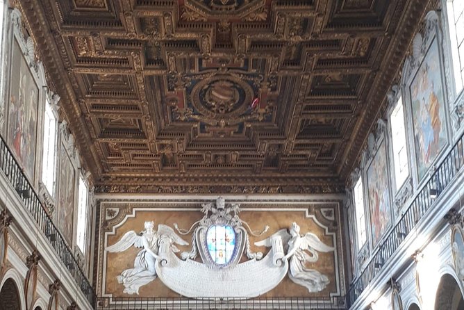 Full Day Best of Rome and the Catacomb - Private tour by car - Trevi Fountain and Spanish Steps: time to breathe, not just snap