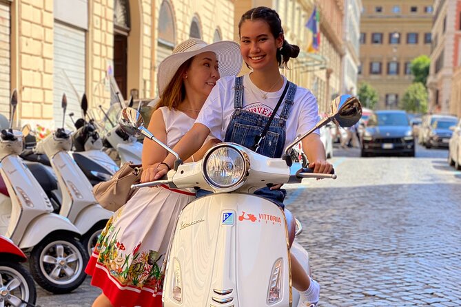 Full Day Scooter Rental in Rome - New Vespa Primavera in Rome Traffic: The Real Value