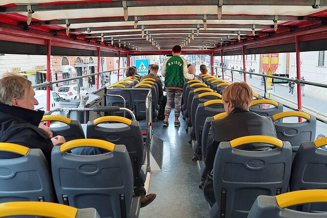 Get-On Get-Off Bus Tour in Rome + FREE APP - The ride experience: getting on, crowd levels, and when to go