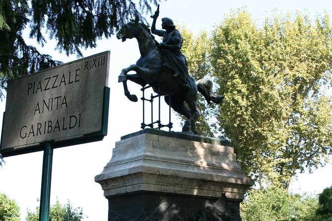 Gianicolo to Trastevere: Italy's Independence trail with GELATO - Er Fontanone, plus a reminder that not every ticket is included