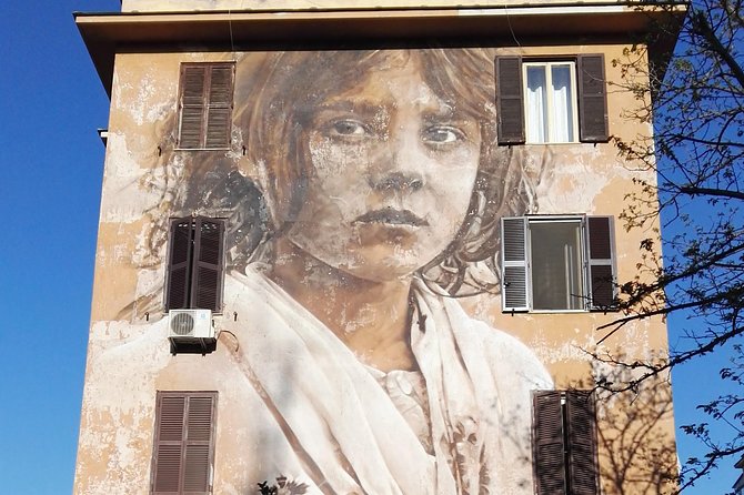 Graffiti art tour in Rome - Hotel Pickup and the Air-Conditioned Van