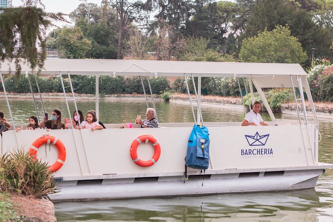 Guided Boat Tour in Rome - What you might see: turtles, swans, ducks, and pond life