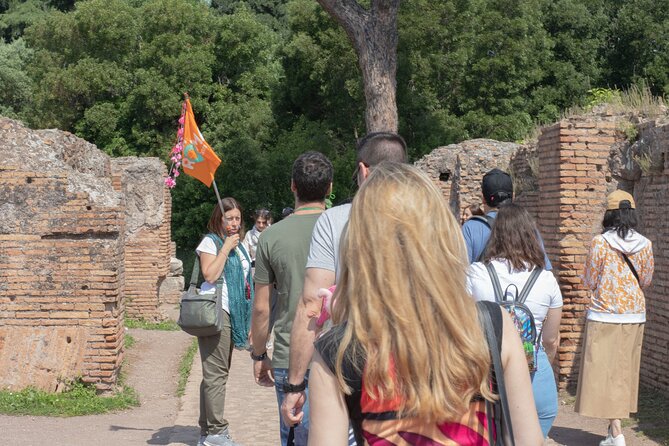 Guided tour of the Colosseum, Roman Forum and Palatine in Spanish - Stop 3: Priority entry and time inside the Colosseum