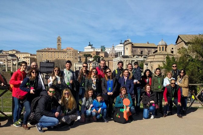 Guided tour of the Colosseum, Roman Forum and Palatine in Spanish - Spanish guide experience: what you gain with headsets