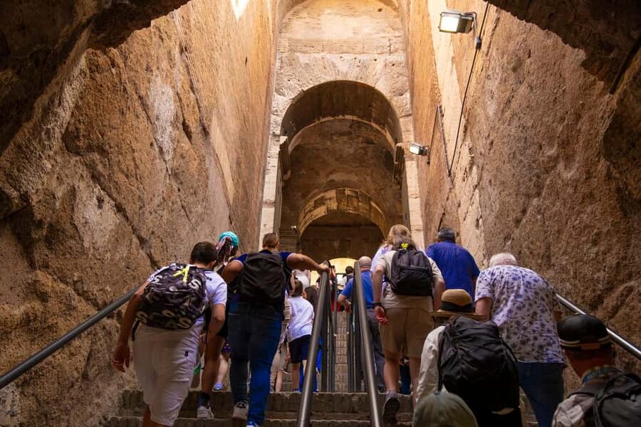 Guided Tour to the Palatine Coliseum and Roman Forum - Where You Meet, and How to Start Without Stress