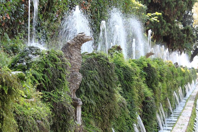 Hadrian's Villa and Villa d'Este Half-Day Trip from Rome - The guide and pacing: what to expect when the group moves