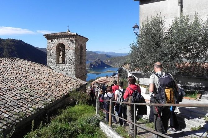 Hike Lake Castle and Good Food! - The lunch break: homemade pasta and local flavors