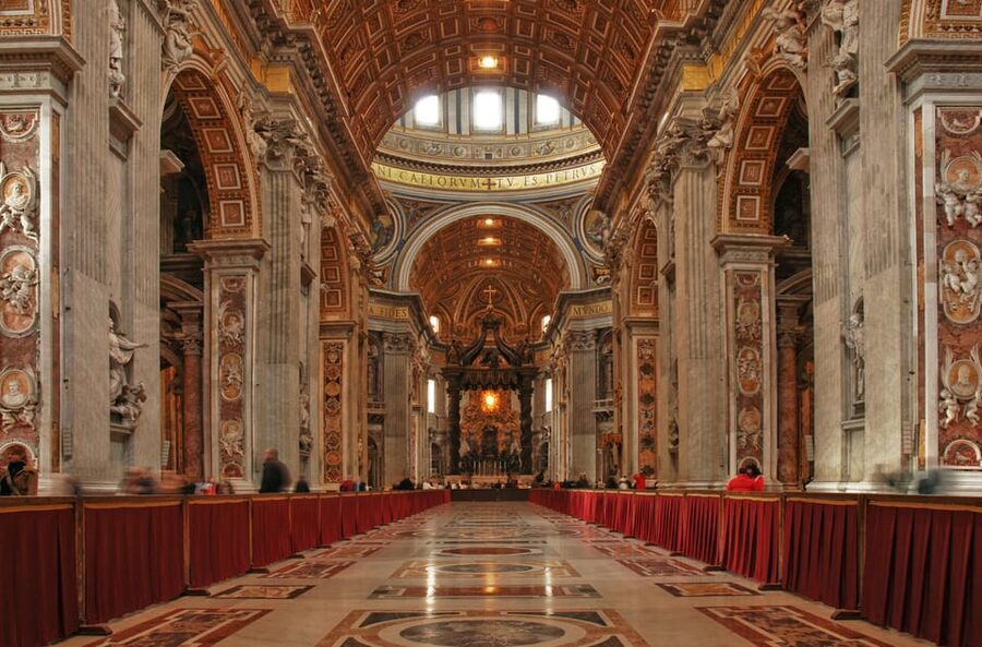 Historical and Spiritual Jorney in Papal Basilicas - Vatican Grottoes and Papal tombs, a quieter side of the complex