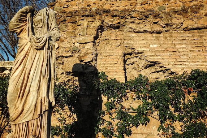 Houses of Augustus and Livia Private Tour with Roman Forum and Palatine Hill - Jubilee restoration updates: what to watch before you go