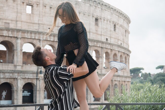 Iconic Photo Shoot Tour in Rome with Professional Photographer - Why this Colosseum photo shoot feels different from a selfie walk