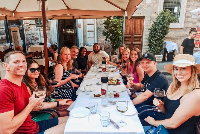 Jewish Ghetto & Piazza Navona: Food, Wine & Sightseeing Rome Tour - Antico Quartiere Ebraico: Fried artichokes, wine, and family-run trattorias
