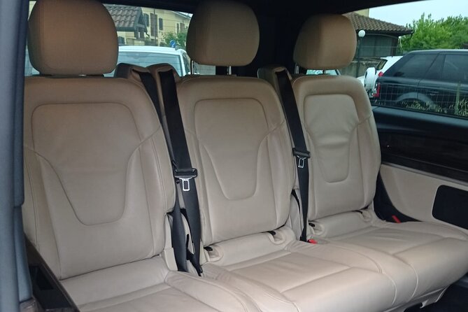 Luxury Private Transfer from/to Fiumicino Airport to Rome Center - When Things Go Off-Schedule: Delays, Night Transfers, and Added Fees