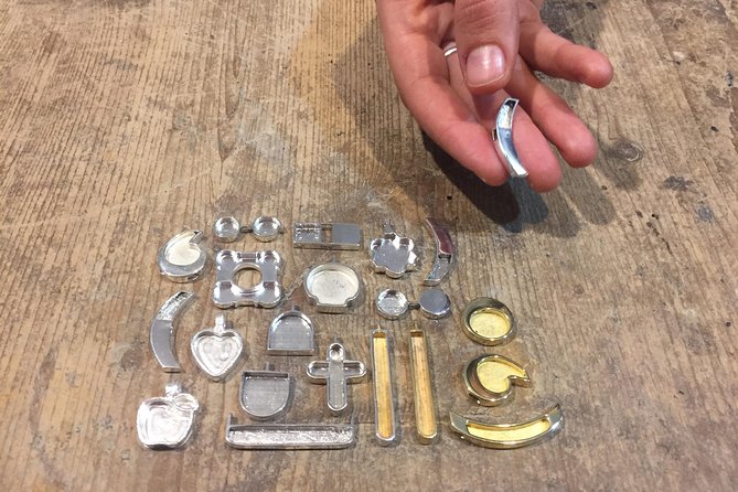 Micromosaic Jewelry Workshop in Rome, Italy - Price and logistics: does $142.97 make sense?