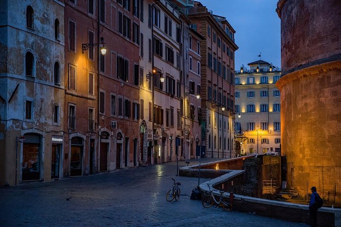 Moonlight Rome: Night Walking Tour of Roman Highlights - Piazza Navona to Sant’Ignazio: the tour’s best “start strong” combo