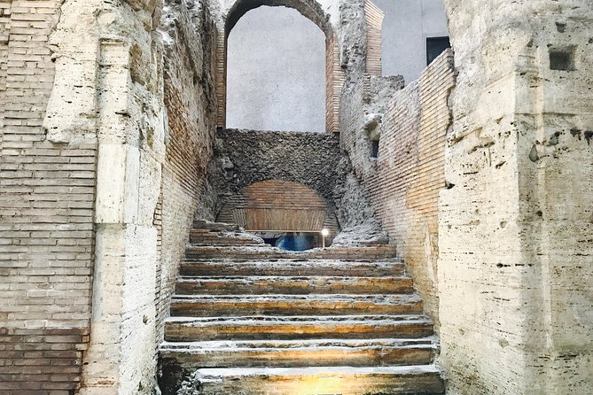 Navona Square and Ecole Francaise Underground Ticket - Who should book this, and who might want a different option