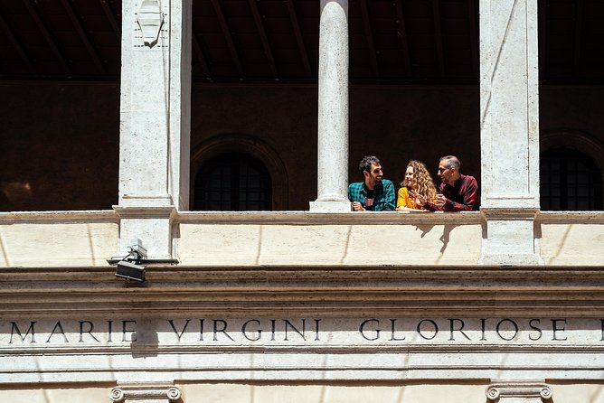 Off the Beaten Track in Rome: Rione VI Parione Private Tour - The flexible middle stop: Galleria Sciarra and what to do with route changes