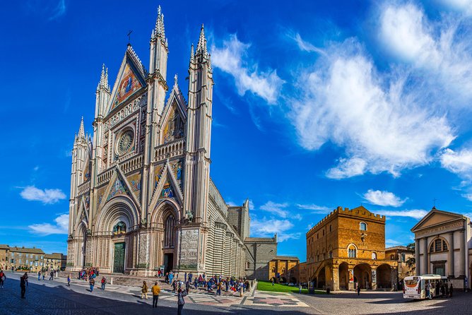 Orvieto and Civita di Bagnoregio Tour from Rome - Civita di Bagnoregio: the bridge walk and the wow factor