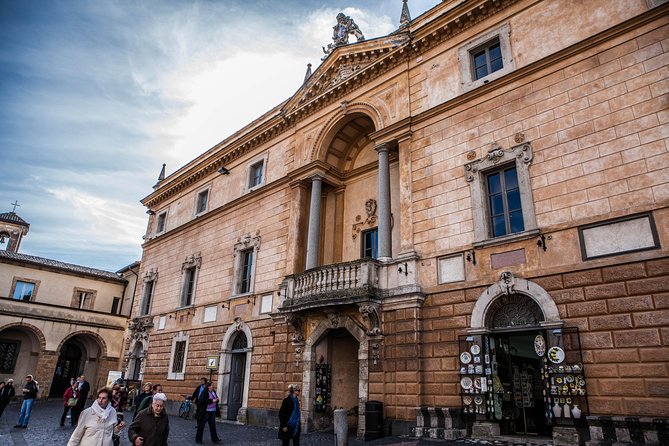 Orvieto and Civita di Bagnoregio Tour from Rome - Pozzo di San Patrizio and Torre del Moro: the sights that add variety