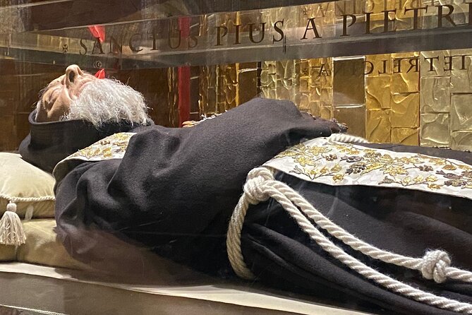 Padre Pio's Shrine in San Giovanni Rotondo Private Tour from Rome - Crypt Visit and Santa Maria delle Grazie: Seeing Both Tomb and Context
