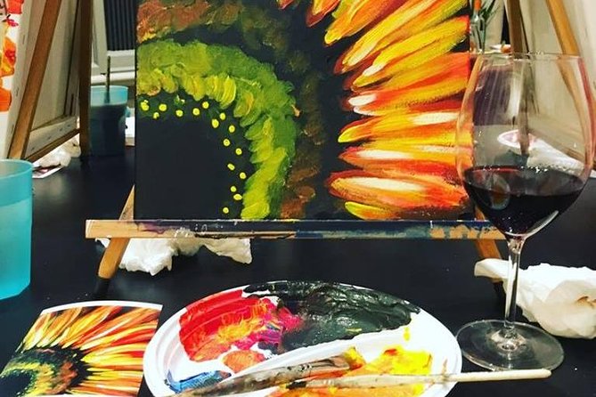 Paint & Sip in a 17th-Century Palazzo with Wine & Pizza - Beginner-friendly art instruction that actually reduces stress