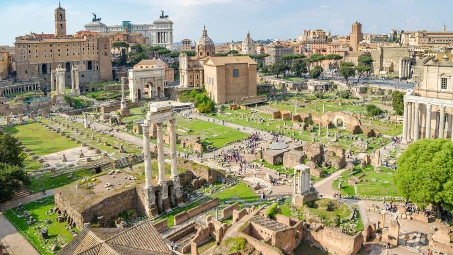 Palatine Hill and Roman Forum Tour with Fast-Track Entrance - Languages, Headsets, and How the Guide Makes Ruins Make Sense