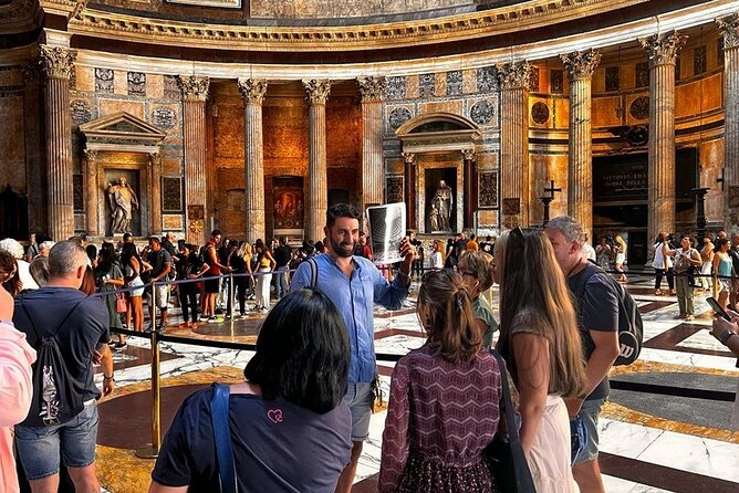 Pantheon: Semi-private Guided Tour with Entry Ticket - Meeting at Piazza Capranica, Then Getting Into the Pantheon Fast