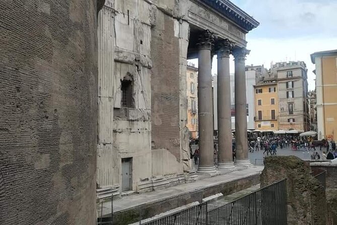 Pantheon: Tour with Archaeologist of the best preserved Roman work - Pantheon at eye level, with real human context
