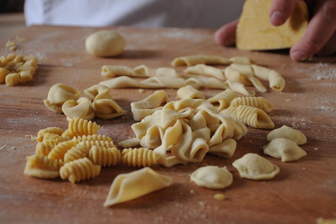 Pasta and Pizza Master Class and Tiramisu tasting - Appian Way Basics: What This Class Feels Like