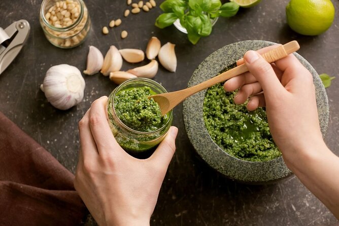 Pasta Cooking Class with Pesto Sauce Making in Rome City Center - Basil pesto: the sauce you can reproduce at home