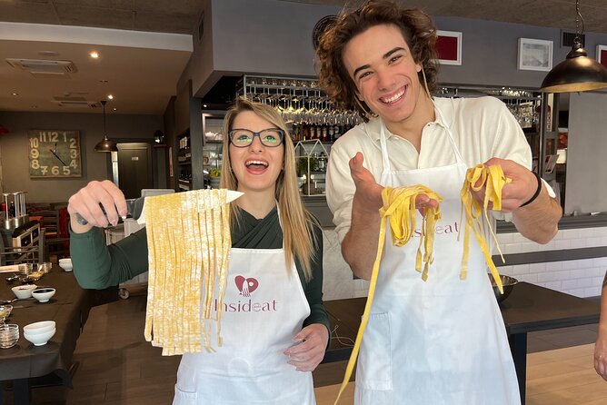 Pasta&Tiramisu Workshop: Craft Your Dinner with Free Flowing Wine - Who should book this pasta and tiramisù workshop