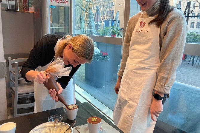 Pasta&Tiramisu Workshop: Craft Your Dinner with Free Flowing Wine - What happens when you arrive: aperitif, setup, and your chef’s rhythm