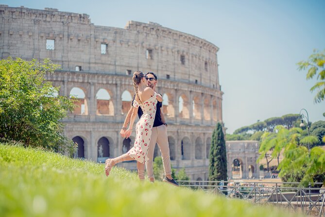 Personalized Photoshoot Outside the Colosseum - Photo Packages, 20 to 50 Edited Images, and What You Get