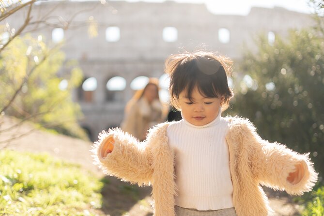 Personalized Photoshoot Outside the Colosseum - Where You Meet at Caffè Roma and How the Walk Gets Done