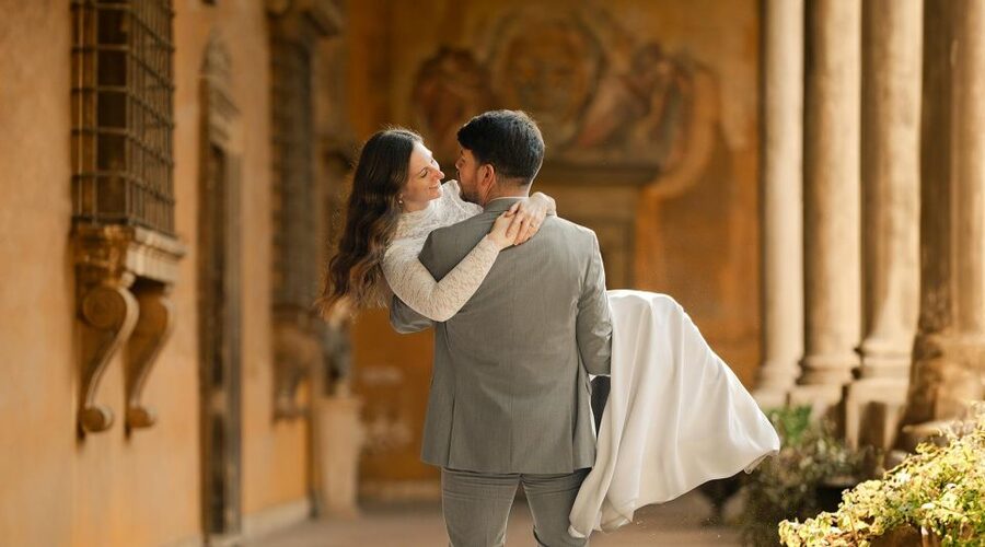 Photoshoot in Rome for couples - Golden hour and multi-stop sessions: when 3 hours is worth it