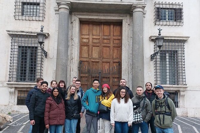 Piazza del Popolo and Historical Sights Walking Tour in Rome - Piazza Navona and the stadium-shaped story