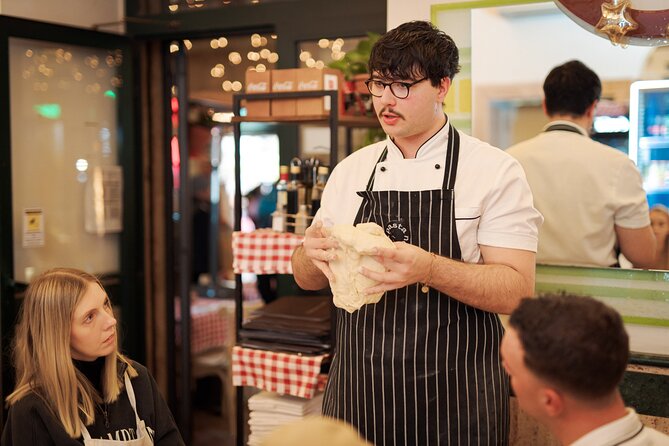 Pizza and Tiramisu Cooking Class in Rome, Piazza Navona - Small-group pizza and tiramisu teaching, in English